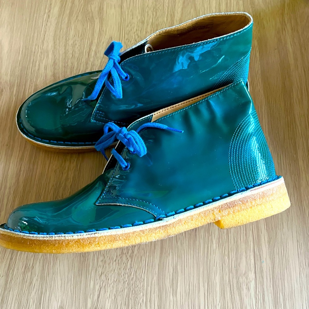 Clark’s ~ 100% Leather Boots